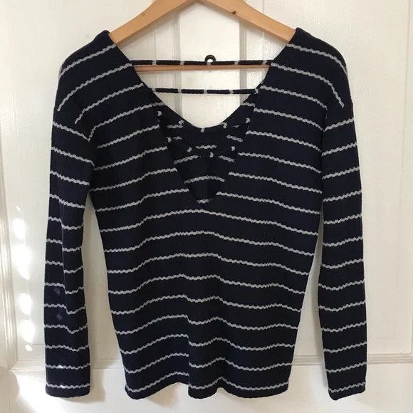 Chaser navy striped viscose strappy back top - Picture 8 of 11